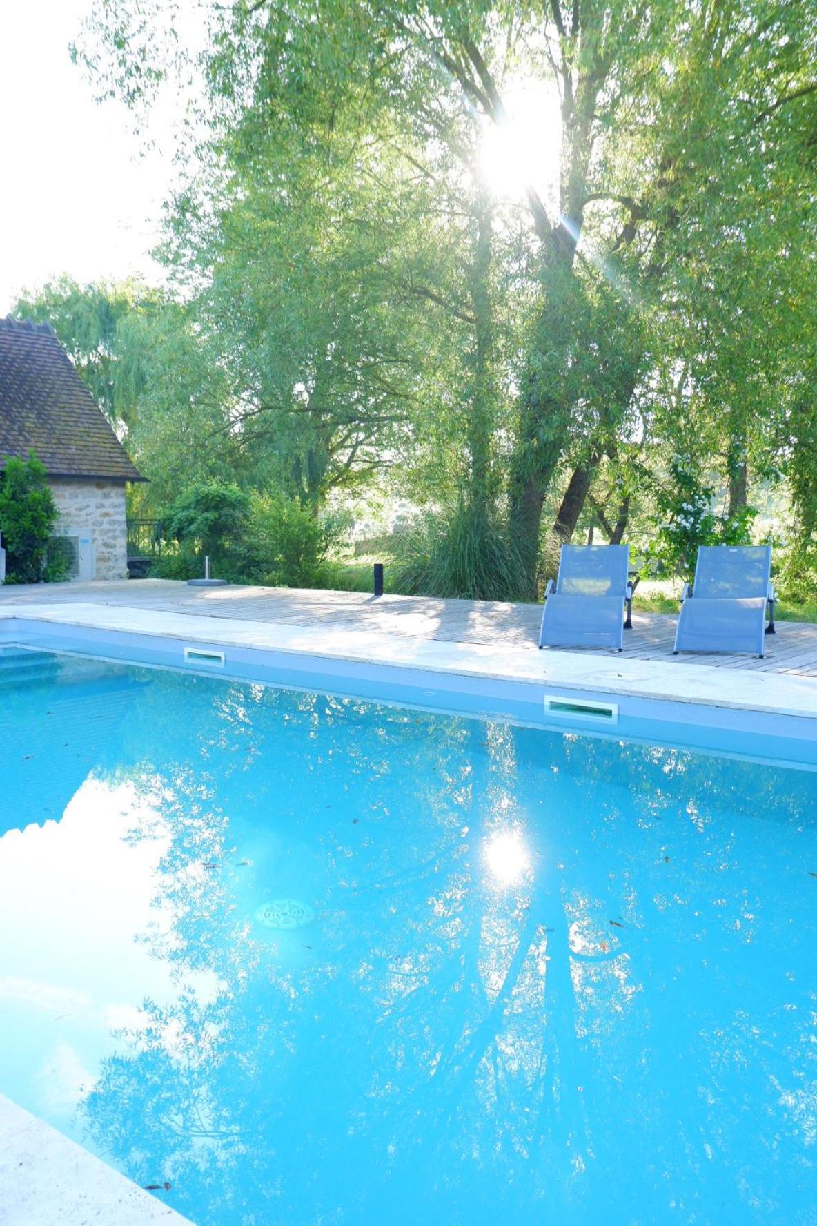 Moulin De Petoulle Hotel Charenton-du-Cher Buitenkant foto