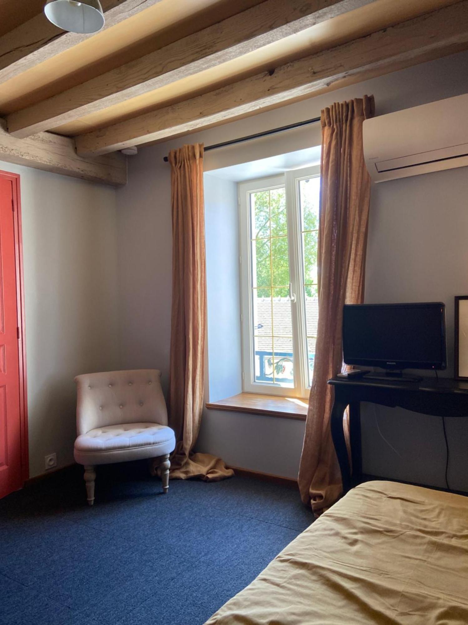 Moulin De Petoulle Hotel Charenton-du-Cher Buitenkant foto