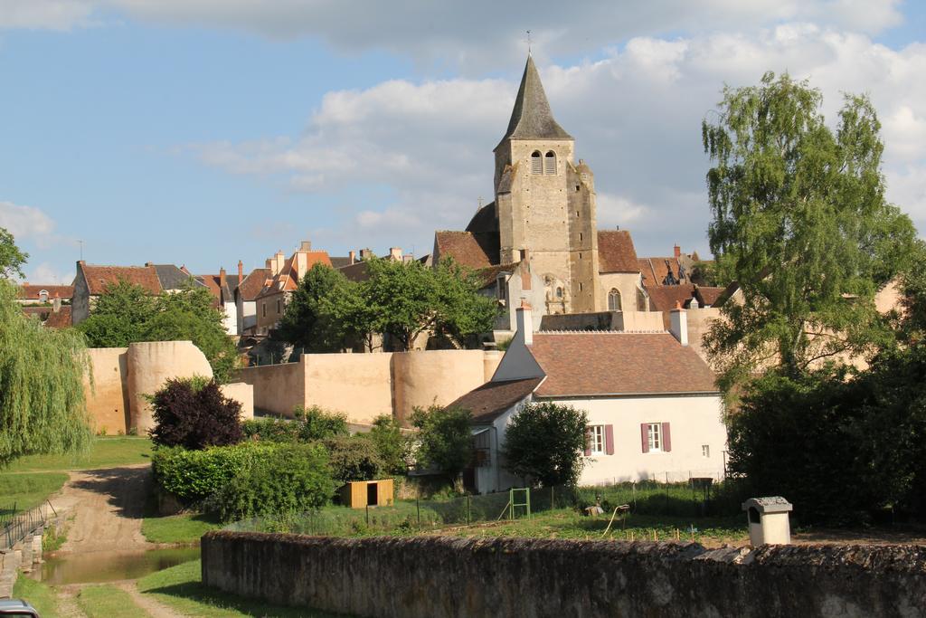 Moulin De Petoulle Hotel Charenton-du-Cher Buitenkant foto