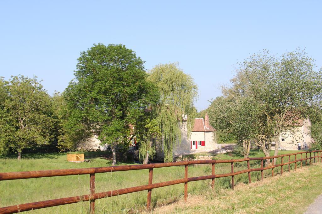 Moulin De Petoulle Hotel Charenton-du-Cher Buitenkant foto