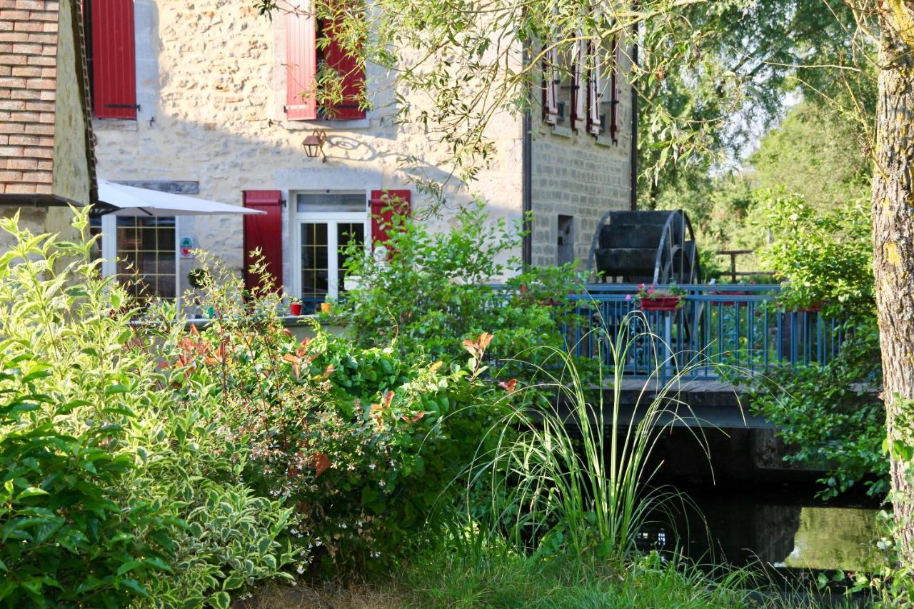 Moulin De Petoulle Hotel Charenton-du-Cher Buitenkant foto